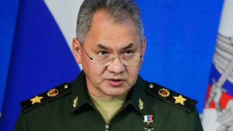 Шойгу нареди групировката "Восток" приоритетно да поразява далекобойните оръжия на въоръжените сили на Украйна