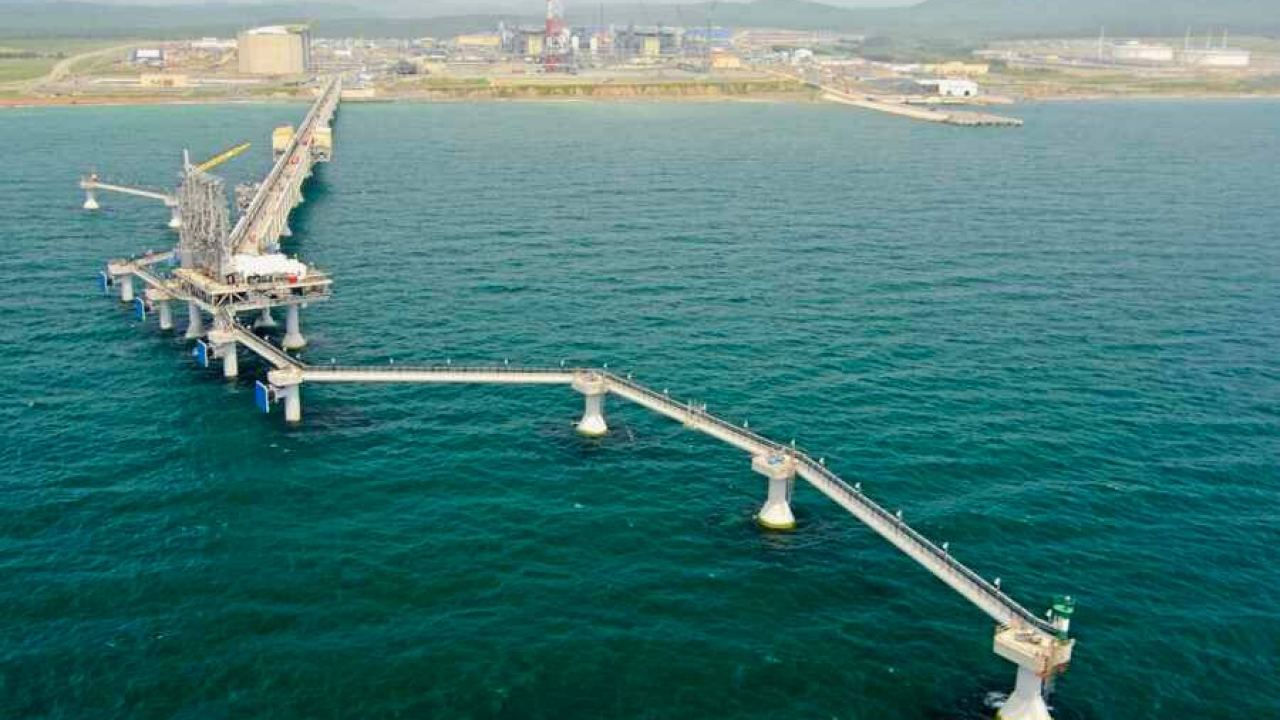 Властите на Япония призоваха Mitsui и Mitsubishi да останат в проекта Сахалин-2
