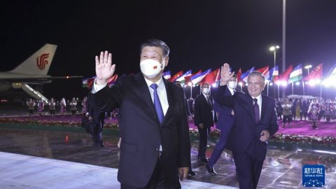 Китайски лидер започна посещението в Узбекистан