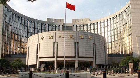 Трансграничното използване на китайския юан е нараснало през 2021 г.