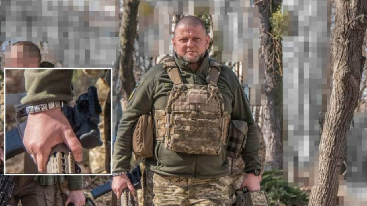 Хакерът “Жокер” разкри интимната кореспонденция на главнокомандващия на ВСУ Залужни и млади мацки (СНИМКИ)