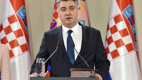 Хърватският президент отказа да участва в "Кримската платформа" и да се срещне с Пелоси