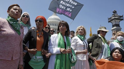 The Hill: Почти 80% от анкетираните американци смятат, че страната вече е „извън контрол“