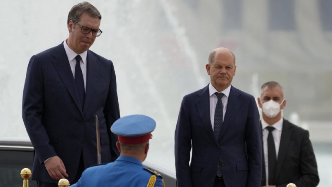 Die Welt: Берлин постави ултиматум на Сърбия заради позицията на Белград спрямо Москва