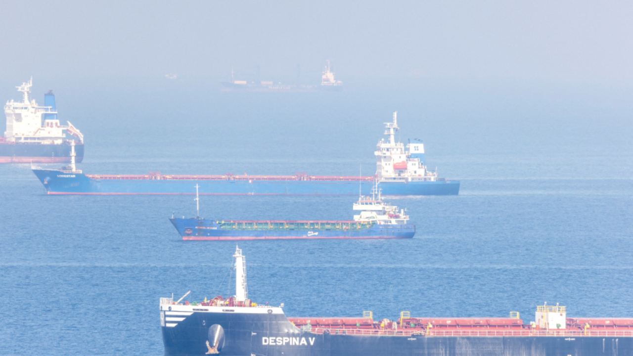 Китайската „Бейдоу“ става третият глобален доставчик на морска навигация