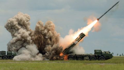 РСЗО "Toрнадо-С" използва в специалната операция високоточни снаряди с индивидуално насочване