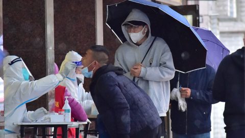 Анкета: Над 80% от интервюираните призоваха за избягване на нови заразявания