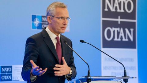 “Правдата” на генералния секретар Столтенберг