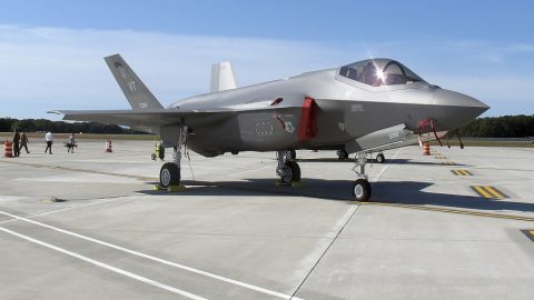 40 американски военни компании са водещи по продажби в света