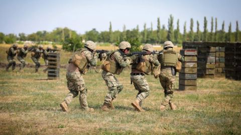 Науката да умираш: Украински бойци са недоволни от англо-американската система на подготовка