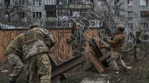 Бахмутската дилема на Киев