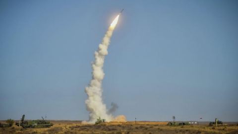 Когато лети и към Украйна
