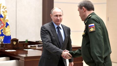 Русия отговори на полския президент с генерал Герасимов