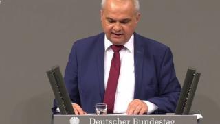 Екс-депутат, Бундестага, нов Нюрнбергски процес, Олаф Шолц