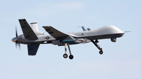 Висш пилотаж: Руски Су-27 "свалиха" тежък американски дрон край Крим без нито един изстрел