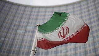 Иран, подкрепя, решение, Международния съд, замразяване, ирански активи, САЩ, незаконно