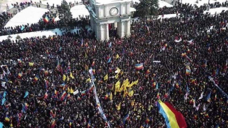 The creeping Anschluss of Moldova – View Info
 –