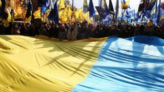 Украйна, беззащитна, нацизма
