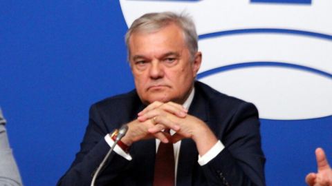 Румен Петков: Съединените щати са пред банкрут и войната на САЩ в Украйна цели да прикрие това