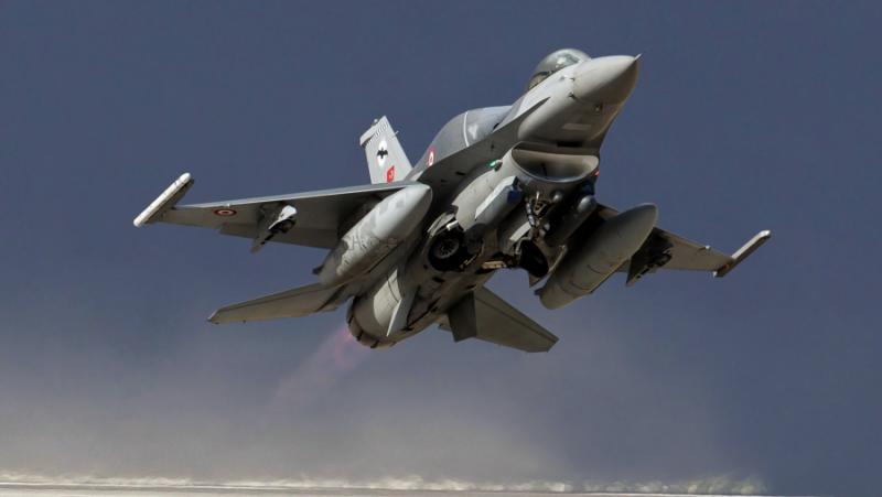 Using the F-16 will be an overwhelming task for the Ukrainian Armed Forces
 – 2024-10-01 12:35:31