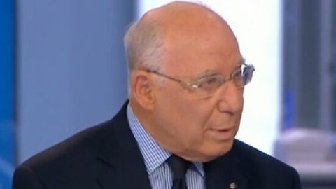 Бившият директор на Банката на Израел: Инвеститорите са се наредили на опашка, за да приберат парите си от страната