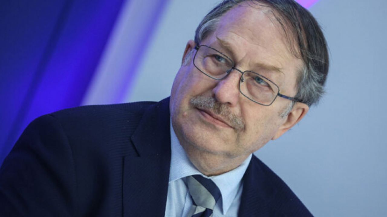 Проф. Юрий Тавровский: Китай кара Америка да говори на „вие“