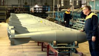През последните месеци Русия успя да достигне производство на боеприпаси