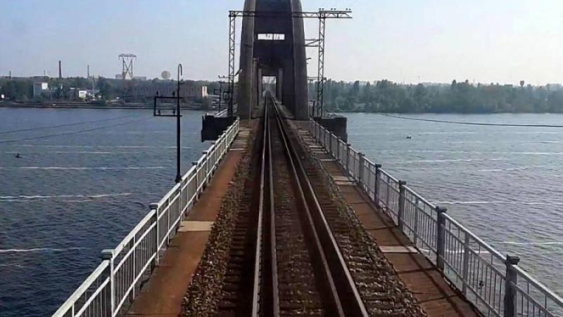 5 variations of why the Russian Armed Forces don’t destroy the bridges over the Dnieper
 – 2024-06-22 17:39:43