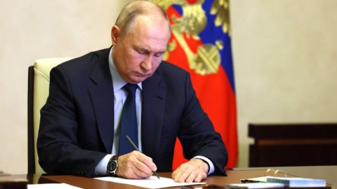 Путин се готви за скок: Кремъл извърши неочаквана политическа маневра