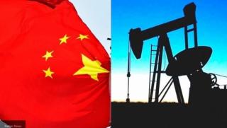 Китай, изкупува петрол