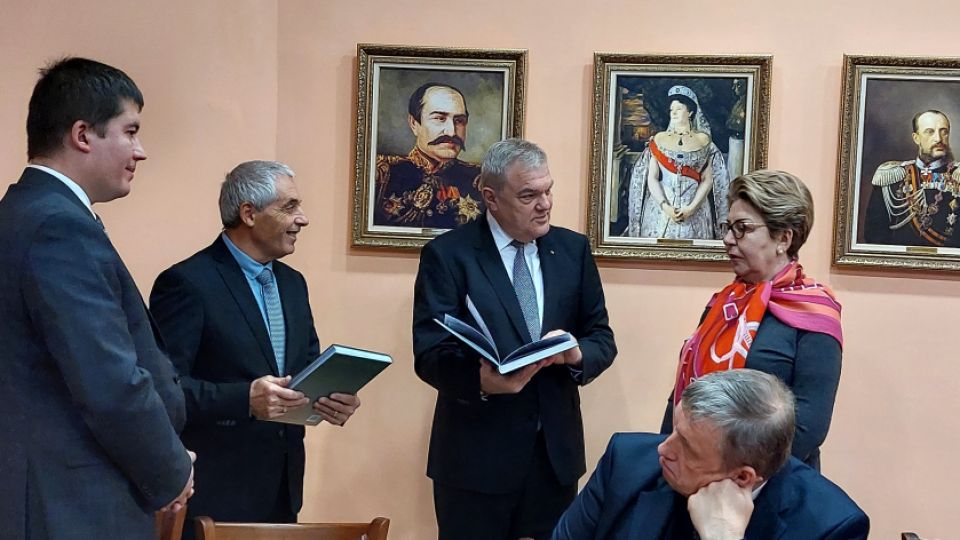 Плевенска епопея, Румен Петков, посланици, Русия, Беларус