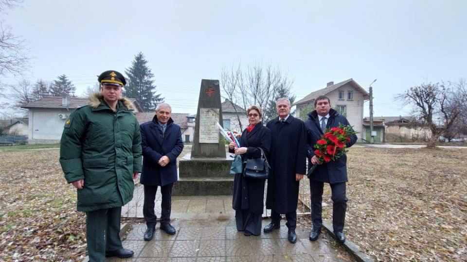 Плевенска епопея, Румен Петков, посланици, Русия, Беларус