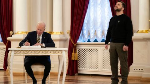 Отказа ли се Байдън от втория мандат заради Украйна?