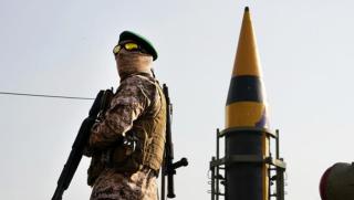 Иран, балистични ракети , дава, сомалийските пирати