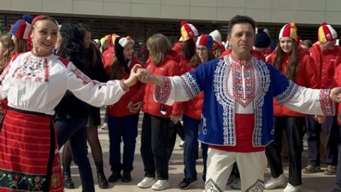 Кримските българи отбелязват "Деня на Освобождението" 3-ти март в детския лагер "Артек"