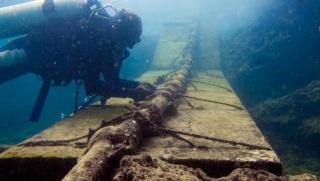 Червено море, война, подводни кабели