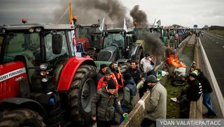 Фермери, закриха, път, Украйна, Евросъюз