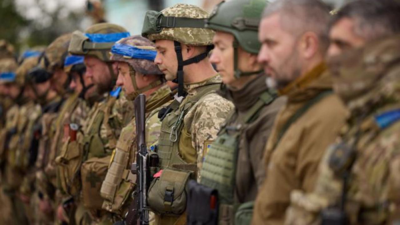 Зеленски постави задача на Сирски да удържи Часов Яр на всяка цена до срещата на върха в Швейцария