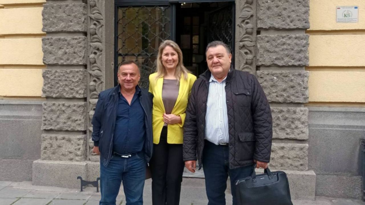 „ЛЕВИЦАТА!“ регистрира листата си в РИК-Бургас за изборите за народни представители на 9 юни