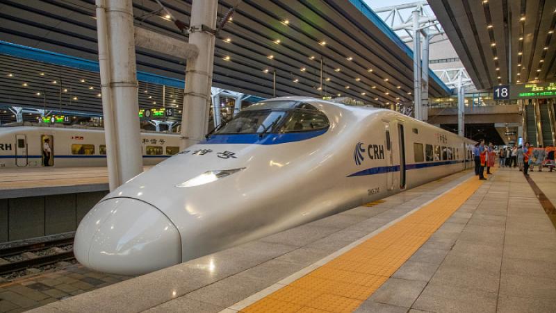 A high-speed sleeper practice connects Hong Kong and Beijing