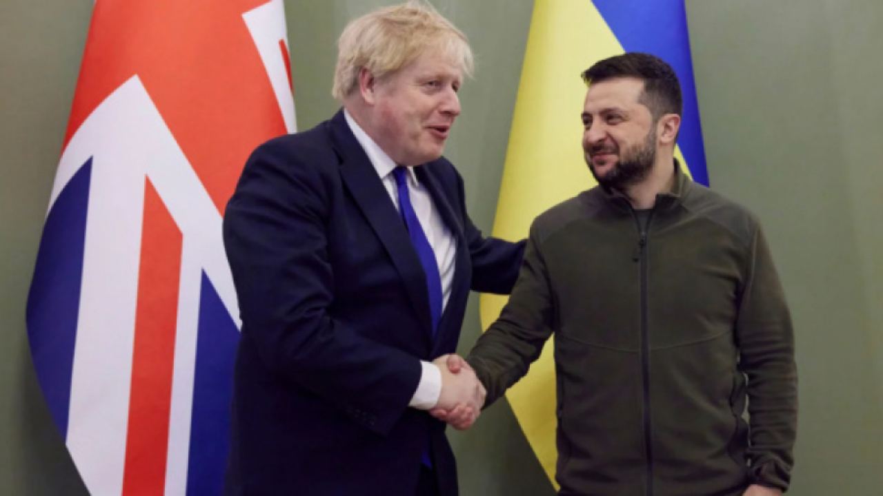За кого бие камбаната: Времето на Зеленски свършва