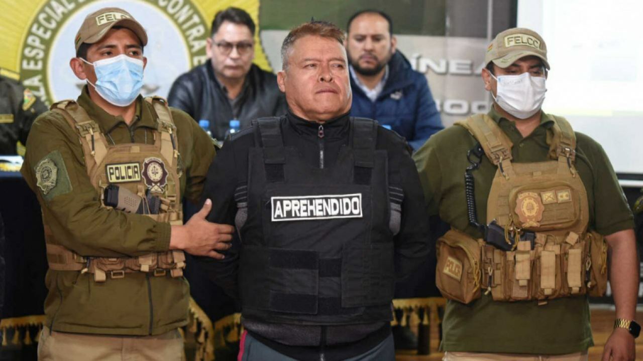 Защо превратът в Боливия приключи толкова бързо и абсурдно: Генерал Сунига намекна