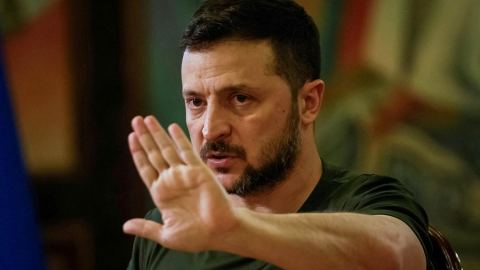 Зеленски не вярва в победата на бойното поле, планът му е преврат в Русия и "черен лебед" за Путин