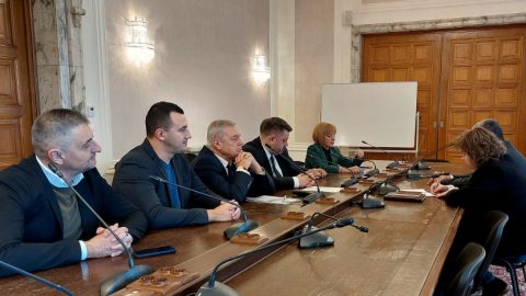 На среща с председателя на НС: БСП-ОБЕДИНЕНА ЛЕВИЦА с позиция за единственост на Българската православна църква - Българска патриаршия