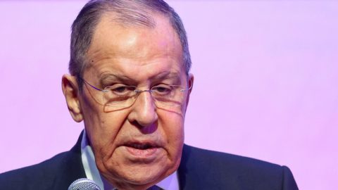 „Ние всичко това сме го преживяли“: Лавров посочва отношението на Русия към заплахите на Тръмп