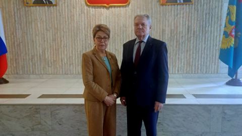 Румен Петков се срещна с посланика на Русия Н. Пр. Елеонора Митрофанова