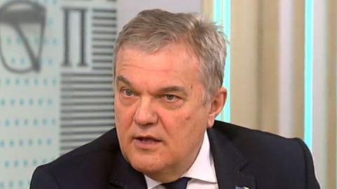 Румен Петков: Украйна стана столица на смъртта, а Зеленски директор на най-голямото гробище. Европа загуби своята единност