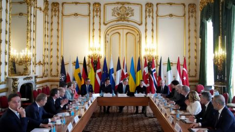 ЕС – от помощта за Украйна до превъоръжаването на Европа
