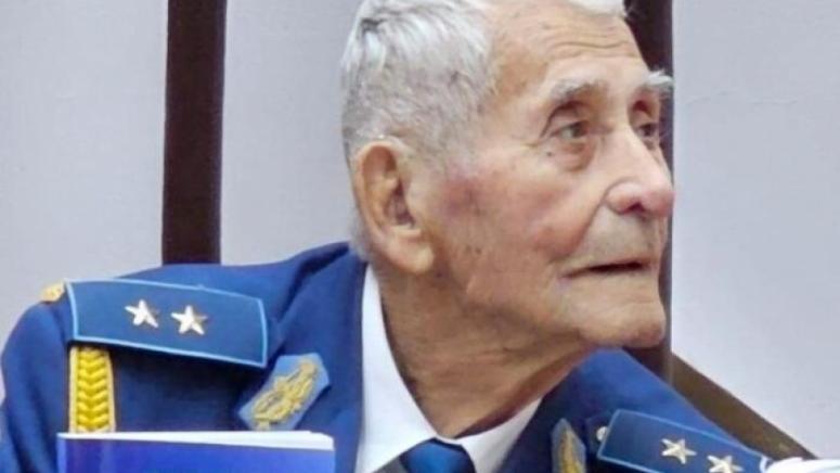 Румъния, Букурещ, шпиономания
