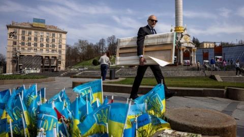 Украйна се разпада пред очите на света: има само един шанс за спасение, но Зеленски няма да се съгласи с него